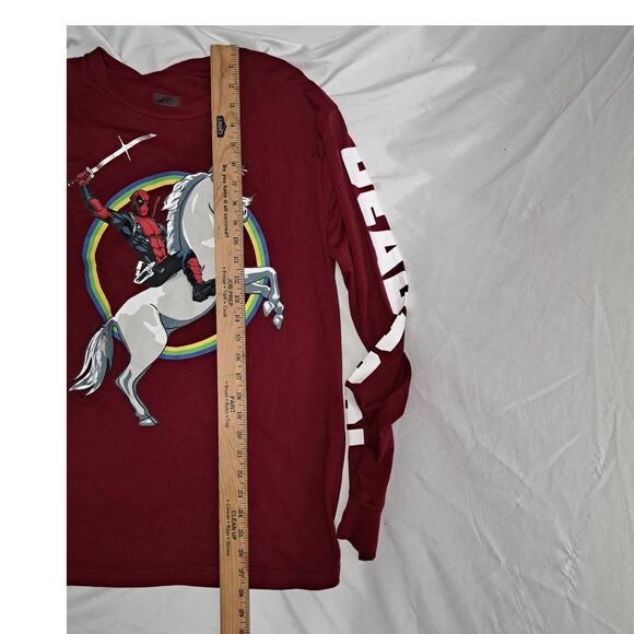 Mad Engine Marvel Men Long Sleeve Deadpool Unicorn Pullover Shirt Unisex Medium - Picture 6 of 8